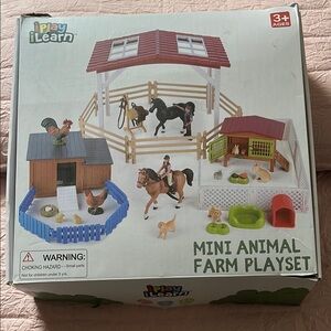 Mini Animal Farm Playset - Multicolor